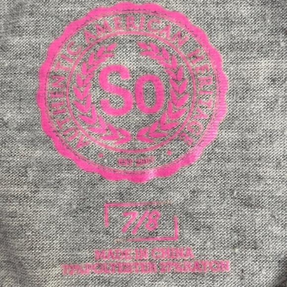 🌺 SO Sequin Best Friends Asymmetrical Hem Long Sleeve Shirt - Picture 4 of 7